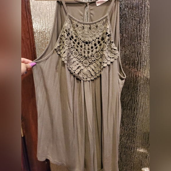 Green Crotched Top - Picture 1 of 4